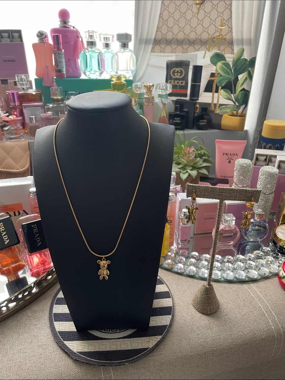 ✨Gold Teddy Pendant Necklace and Gold Earring Set✨NEW